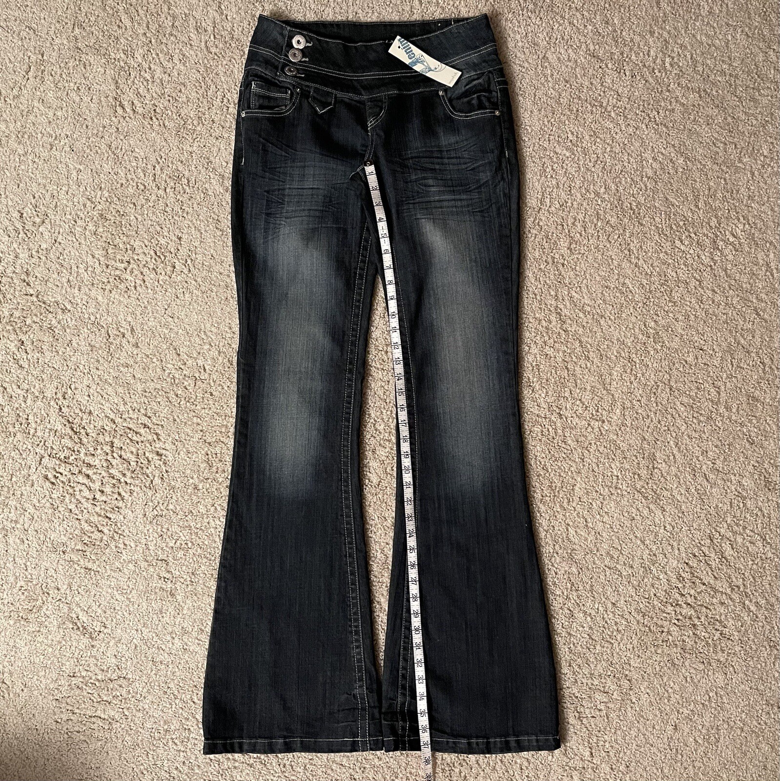 Tall Girls Vintage Side Button Mid Rise Flare Jeans by Foxy -37” Inseam – Size 6