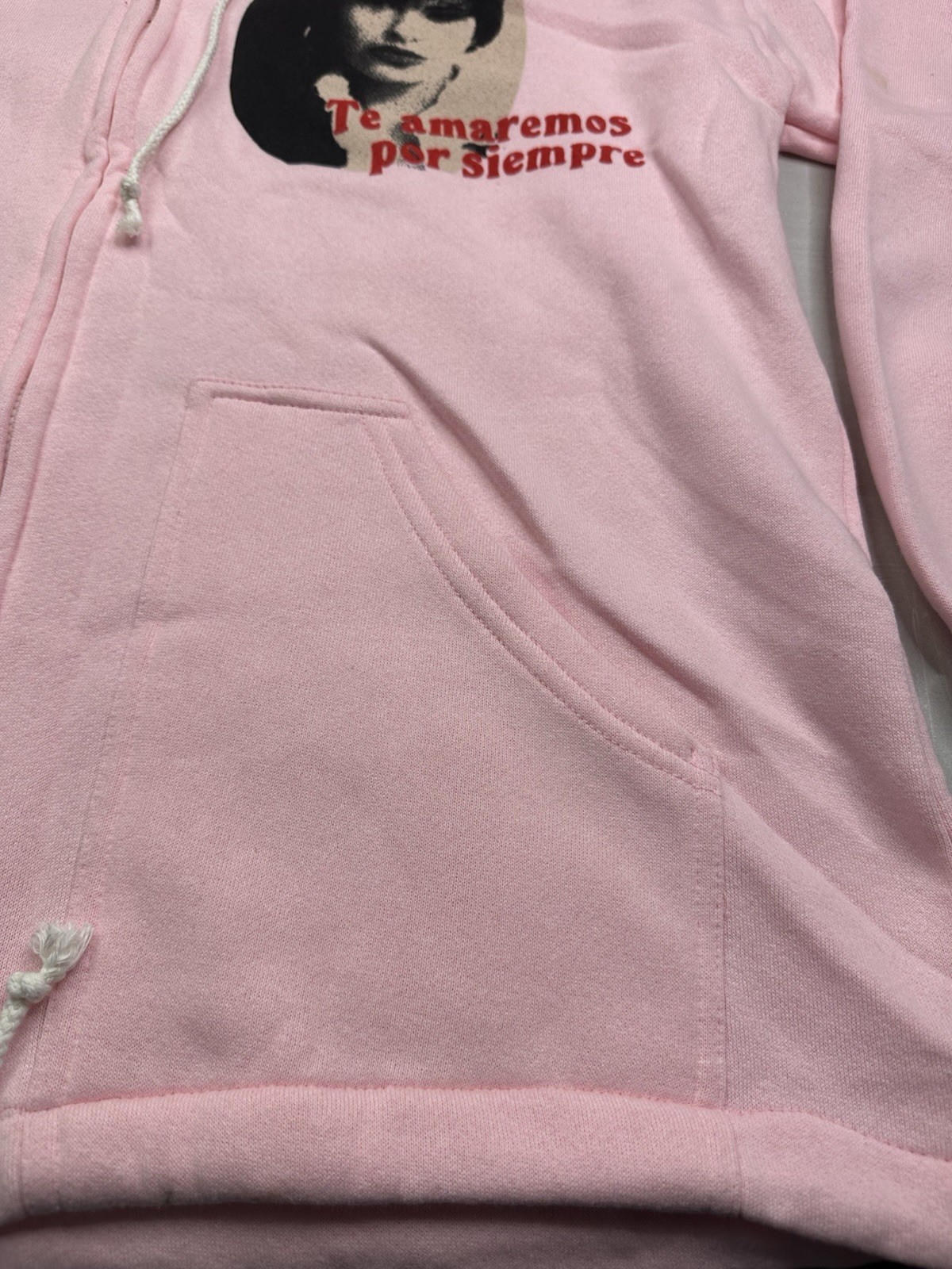 Rare! New! 90s Selena Quintanilla Memorial Pink Zip Hoodie Rap Tee Sz XL Unisex