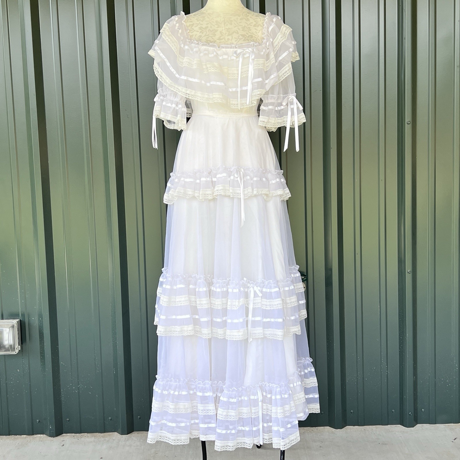 Vintage 70s Dance Allure Alfred Angelo Boho Prairie Lace Ruffle Wedding Gown XXS