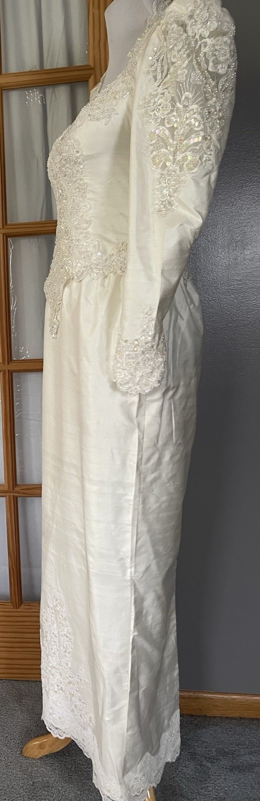 Vtg 80s Embellished Wedding Gown Sz 6 Ivory Floral Embroidery Removable Train