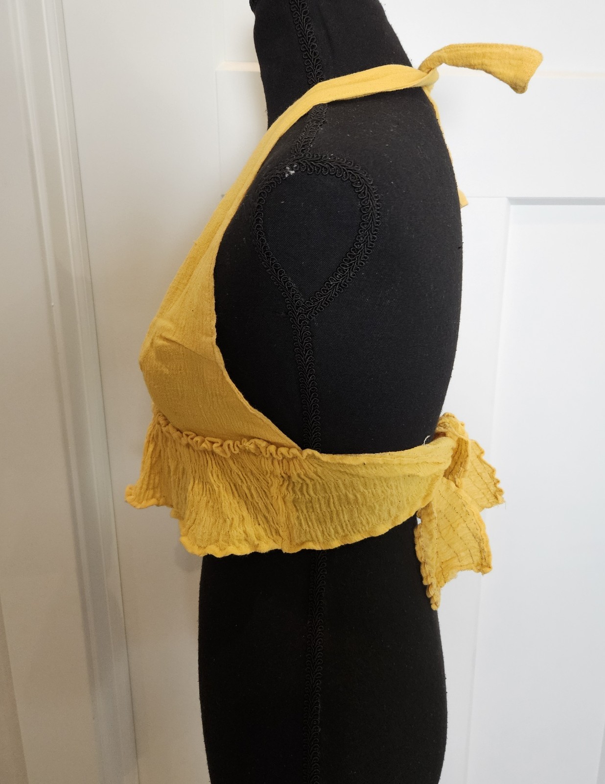 Vintage 80s 90s Women’s Medium Mustard Yellow Tie Back Crop Halter Top