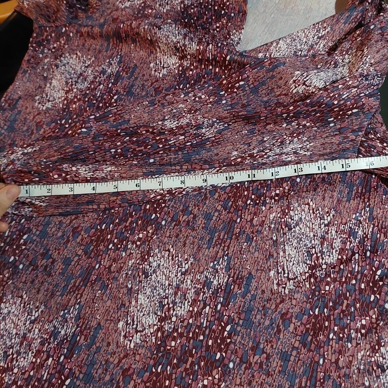 Vintage purple patterned long sleeve top.