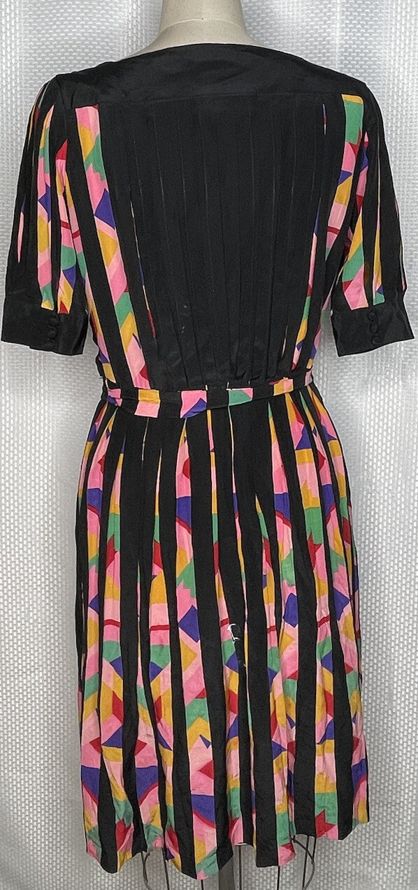 VINTAGE ALBERT NIPON WOMEN’S SQUARE NECK 1/2 SLEEVE SILK DRESS BLACK PRINT 8
