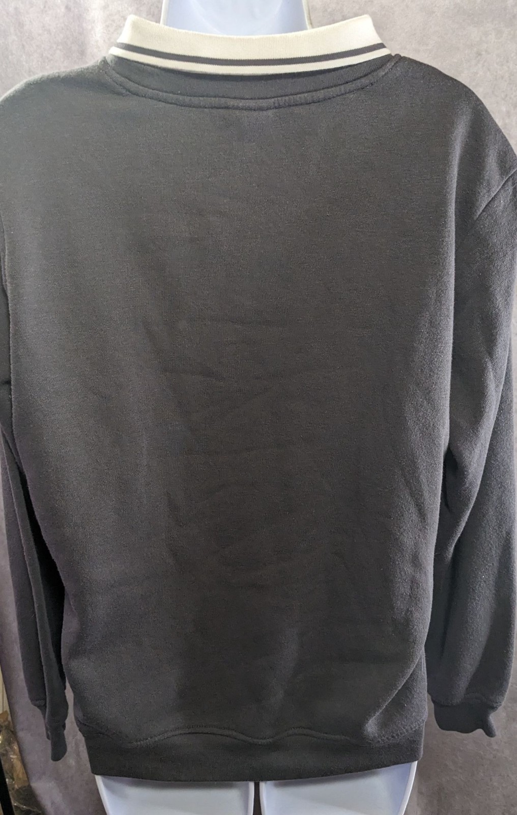 Adrian Delafield Vintage Embroidered Cardinal Sweatshirt With Collared Neck Gray