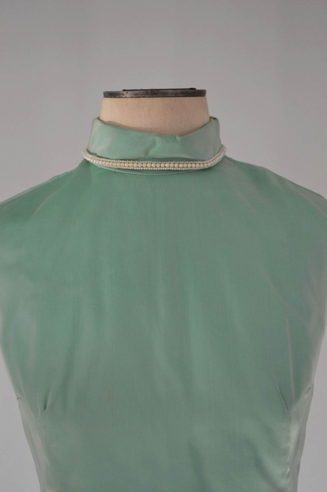 Womens Vintage 1960s Mint Evening Cocktail Sheath Mini Dress With Matching Coat