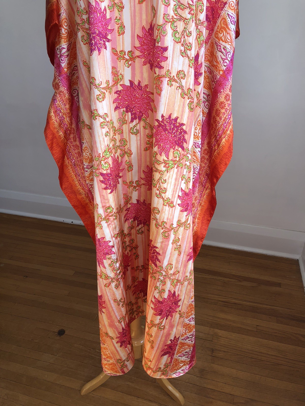 STUNNING VTG BARBIZON Pink & Orange Silky Satin Caftan Dress SZ O/S