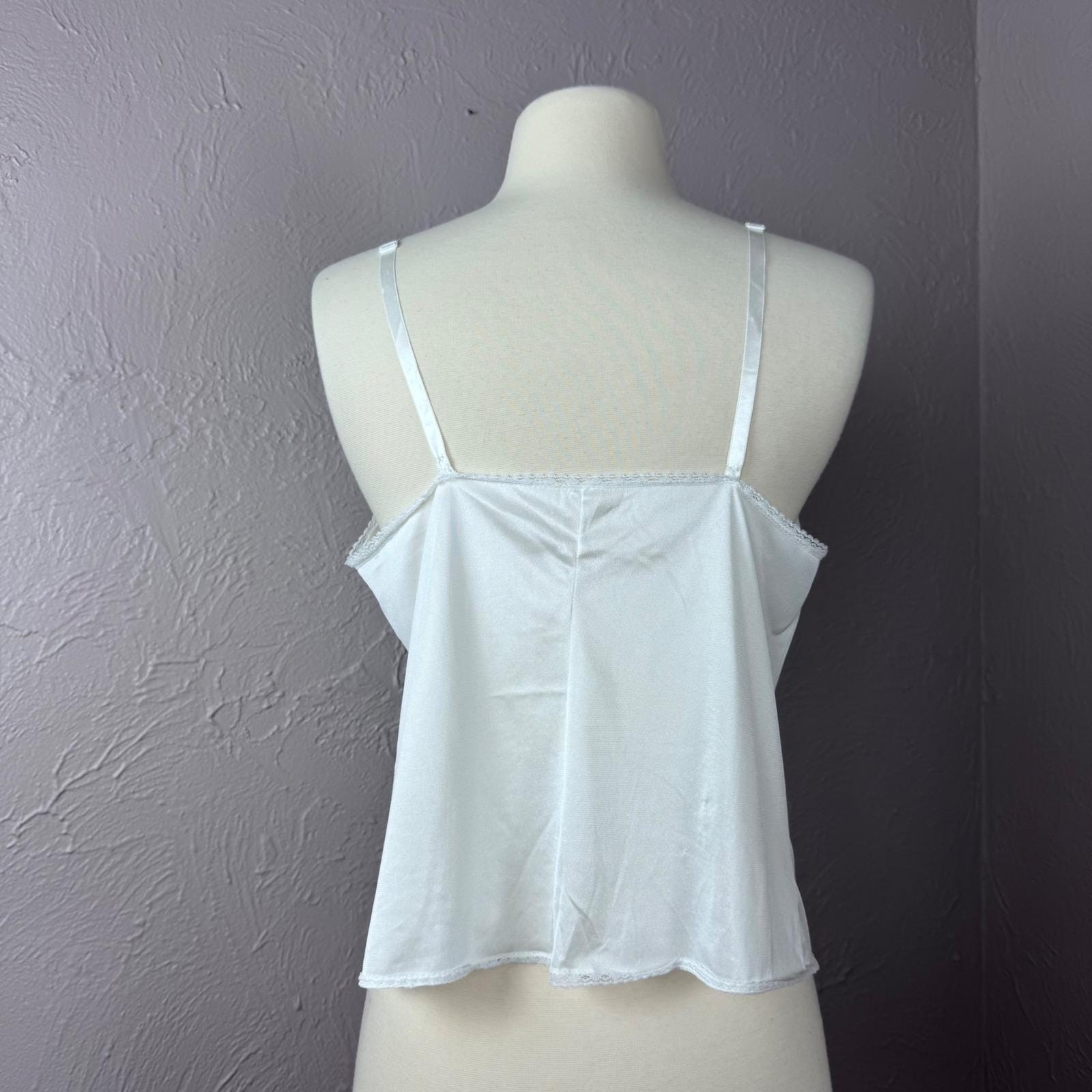 Vintage 80’s white lace camisole small or med – see measurements romantic
