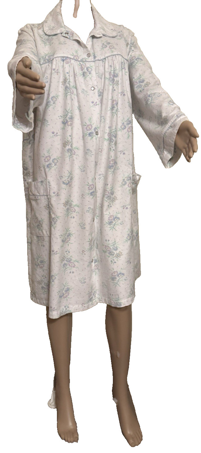 Vintage Bernette Floral 100% Cotton Flannel Robe 2 Front Pockets Snap Closure 1X