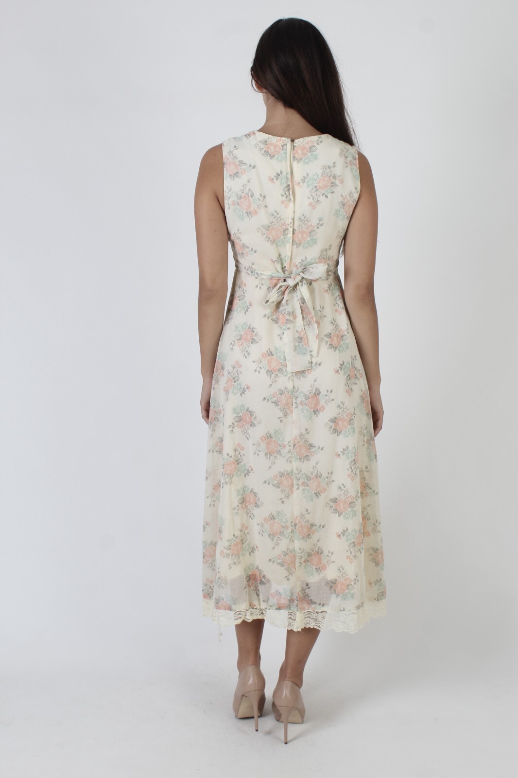 Vtg 70s Romantic Floral Bouquet Boho Hippie Summer Festival Sun Maxi Dress