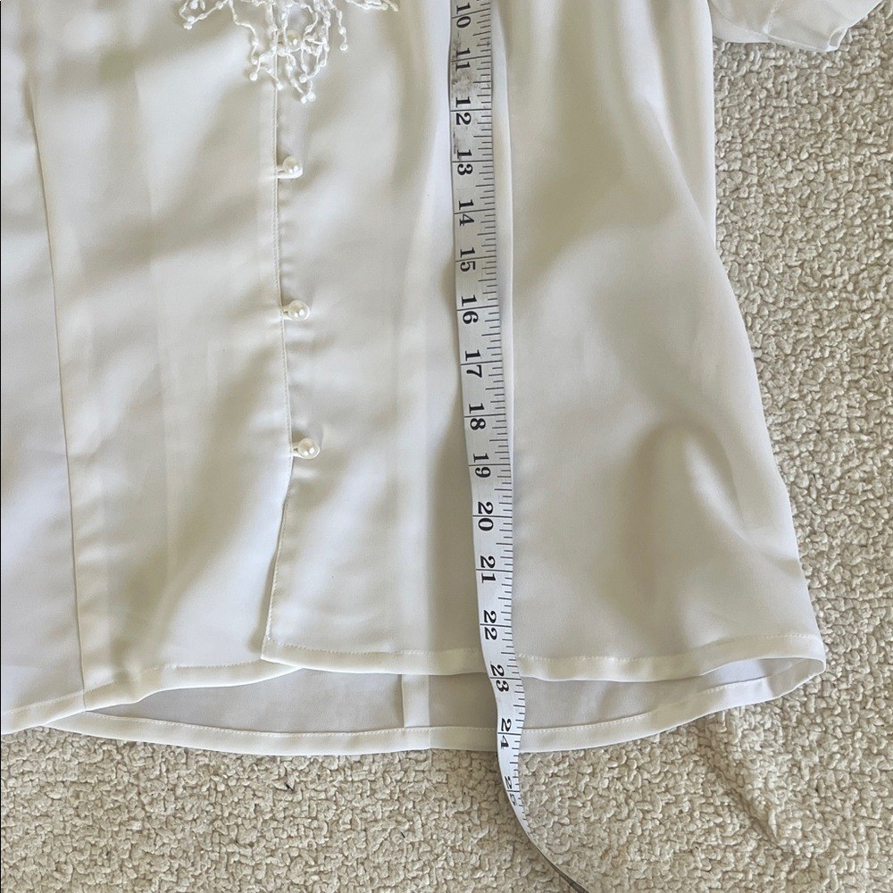 Vintage casual cocktail feminine Chic White Fringe Blouse size 12