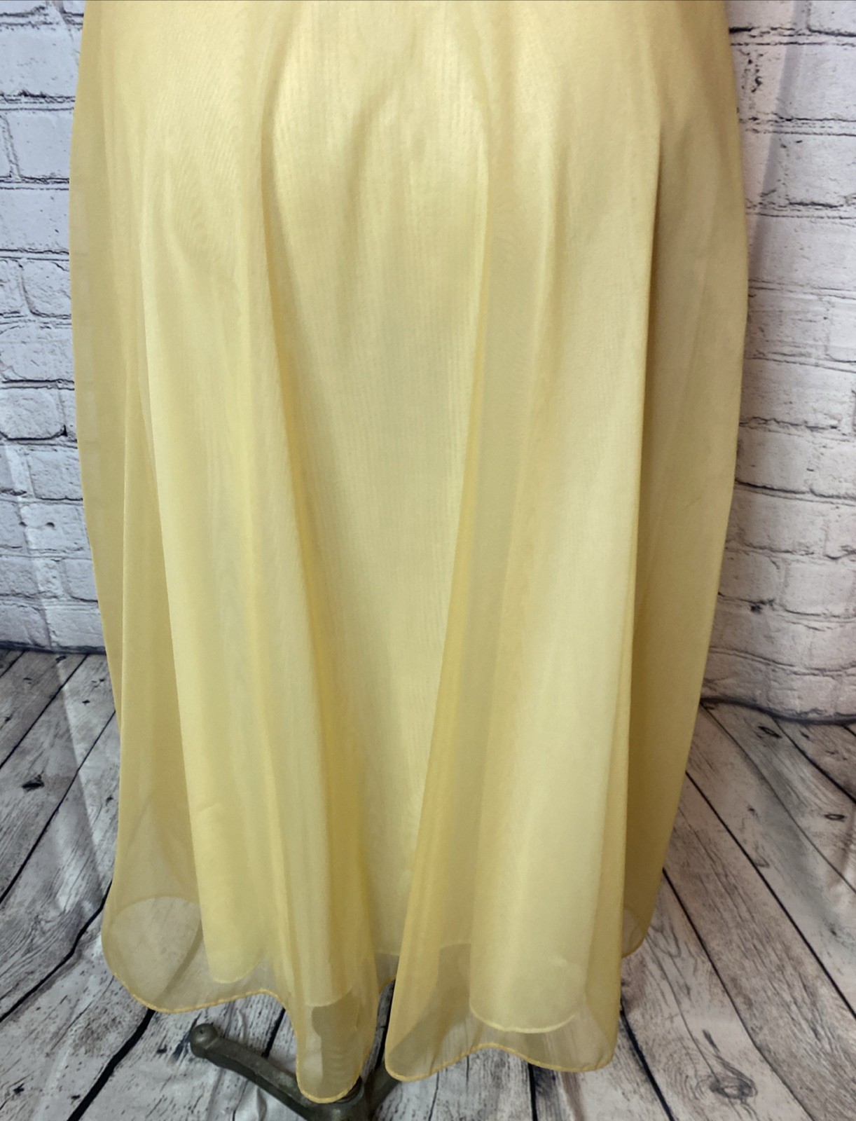 Vintage 50’s Vanity Fair Nightgown Double Nylon Tricot Beige Nude Lace 32