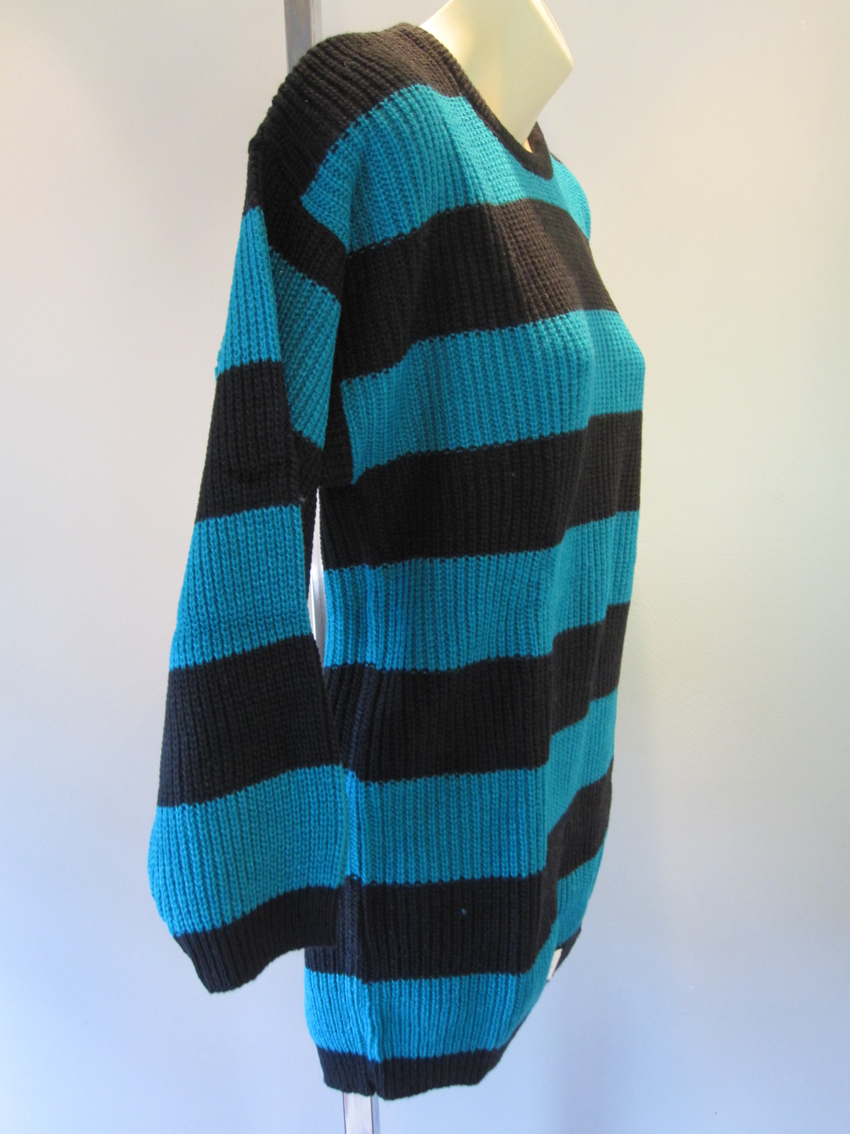 NOS RETRO 80S SWEATER TUNiC TOP 2 TONE EMERALD GREEN BLACK STRiPED VEGAN DiSCO M