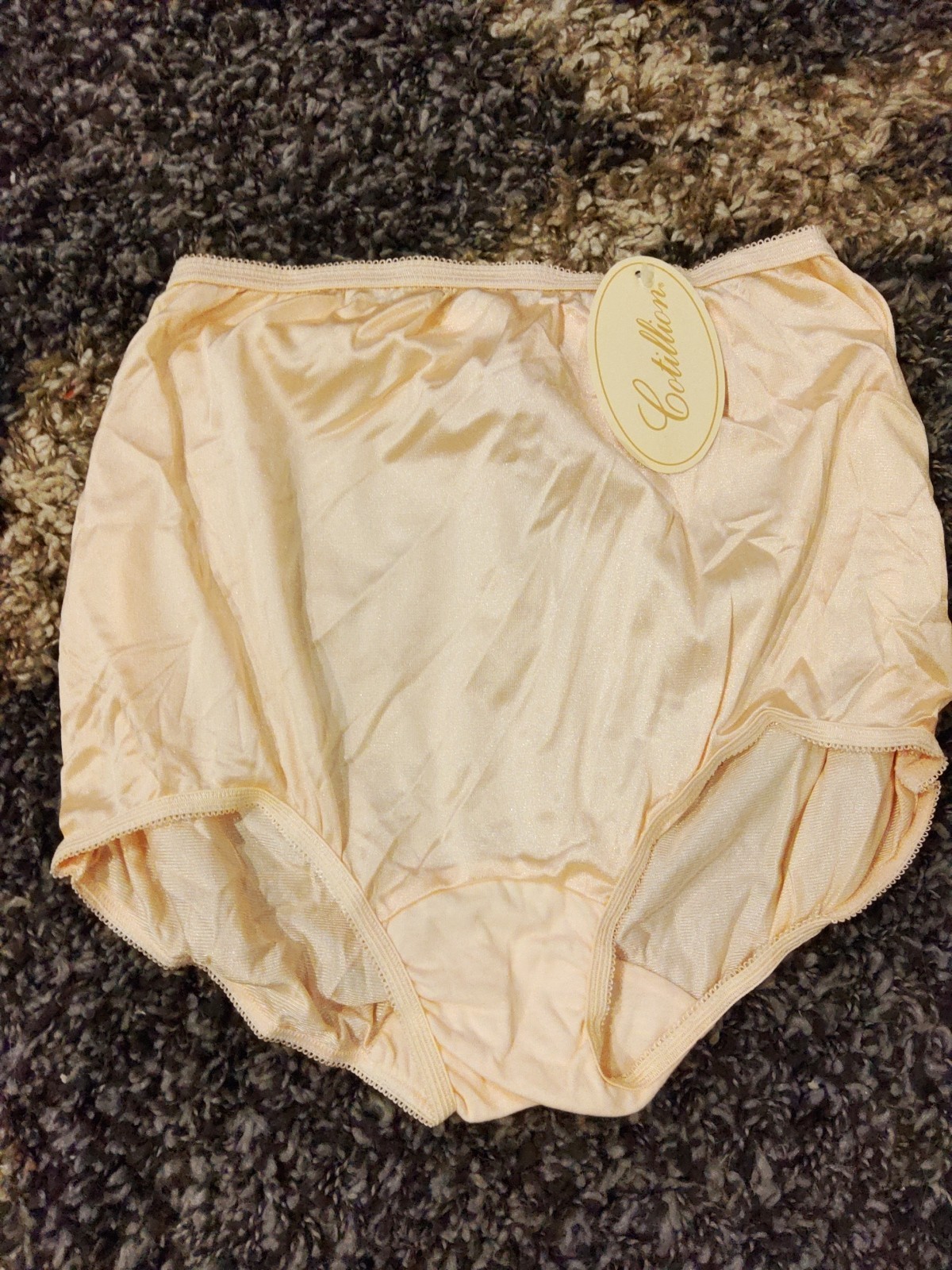Vintage with Tags COTILLION 100% Nylon Silky SoftBrief Panties Size 6 Pink