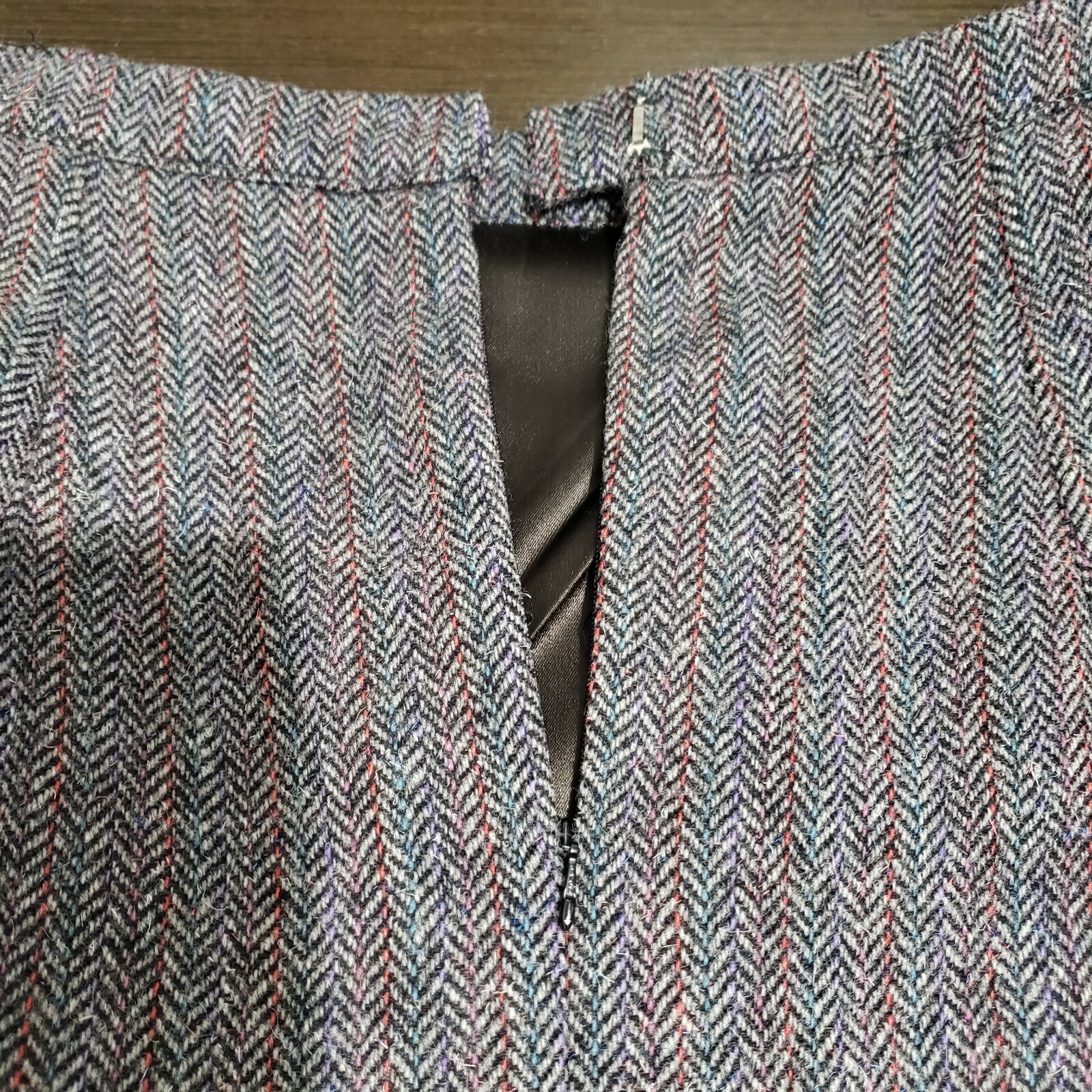 Vtg Sycamore Pure Wool Women’s Herringbone-patterned Suit Jacket & Skirt 6/8?