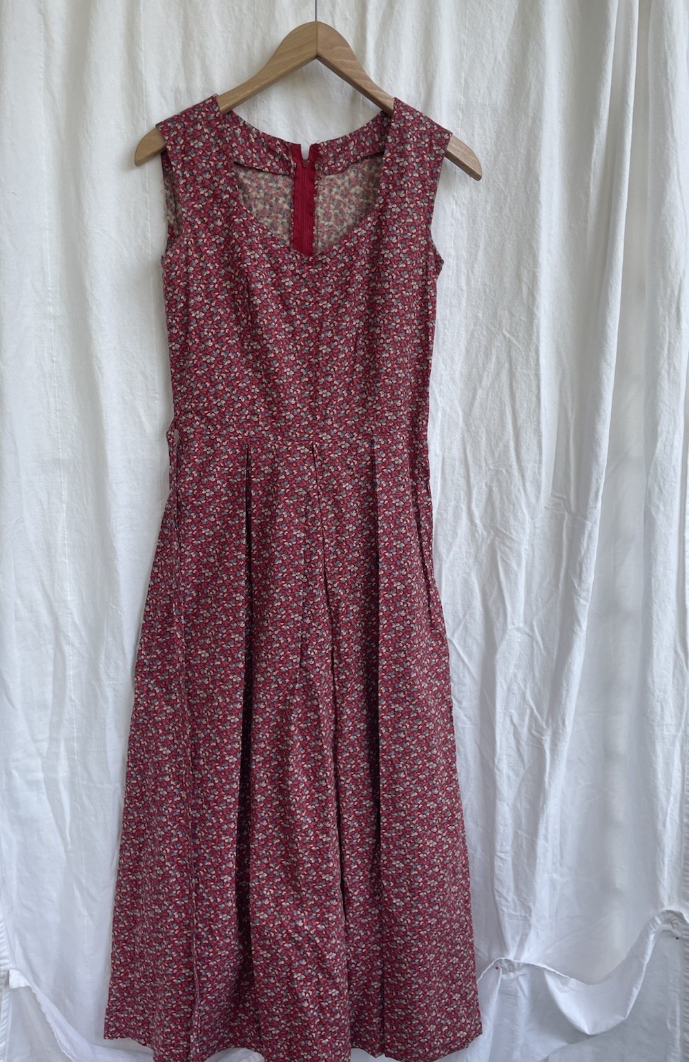 Handmade Vintage Red Floral Dress Cottage Prarie Country Trad Farm Wife S/M