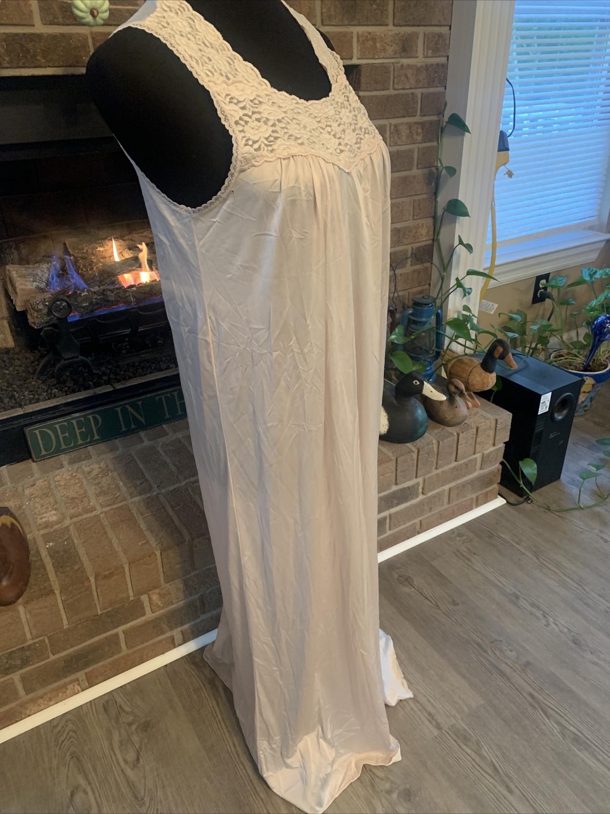 Vintage-Vanity Fair -Nightgown- Sz Small-maxi-cream-36” Bust-beautiful Lace