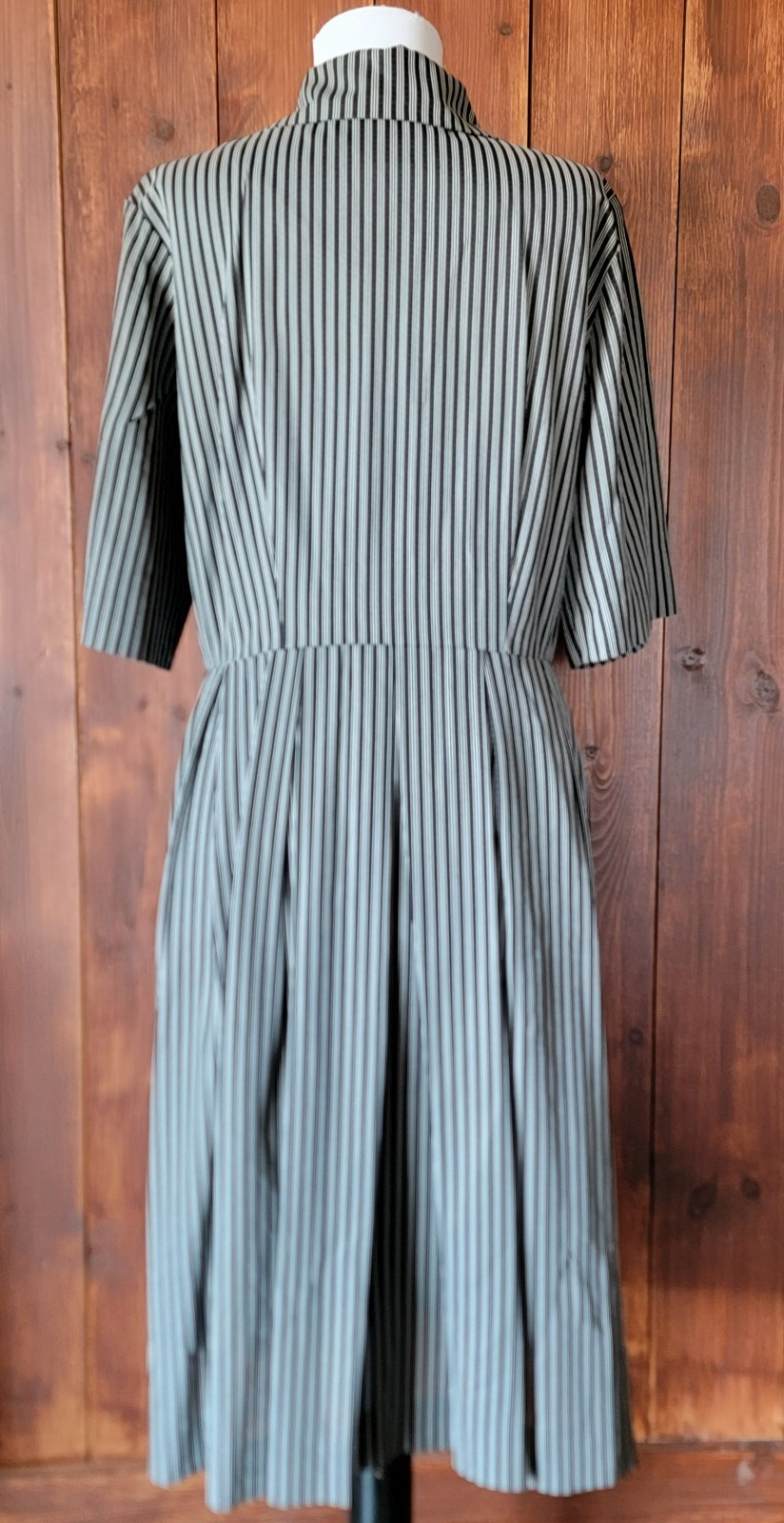 Vintage Miss Marilyn of Dallas 50s Black & White Striped Dress Collared Buttons