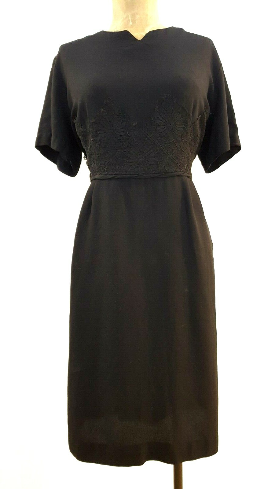 Mynette Rayon Pinup Dress Size Medium Lace Trim Vintage 50s Rockabilly
