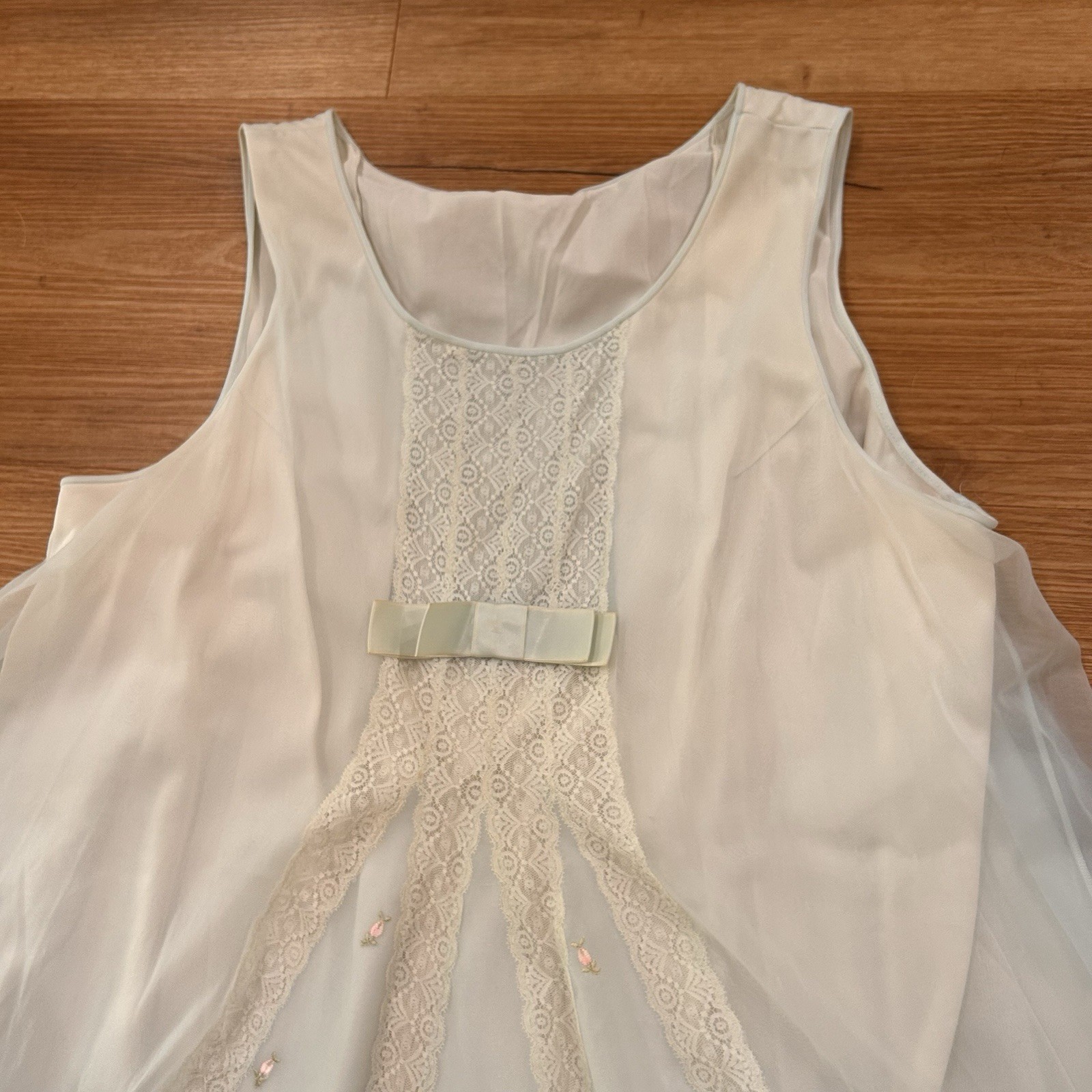 Vintage 60s Powder Blue Babydoll Nightgown Mini Pink Floral Embroidery M/L