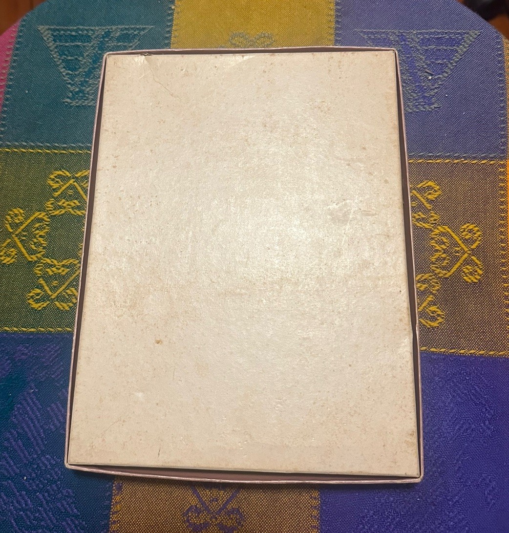 Vtg Albert’s Custom Fit Hosiery Stockings In Original Box & Park Avenue Tissue