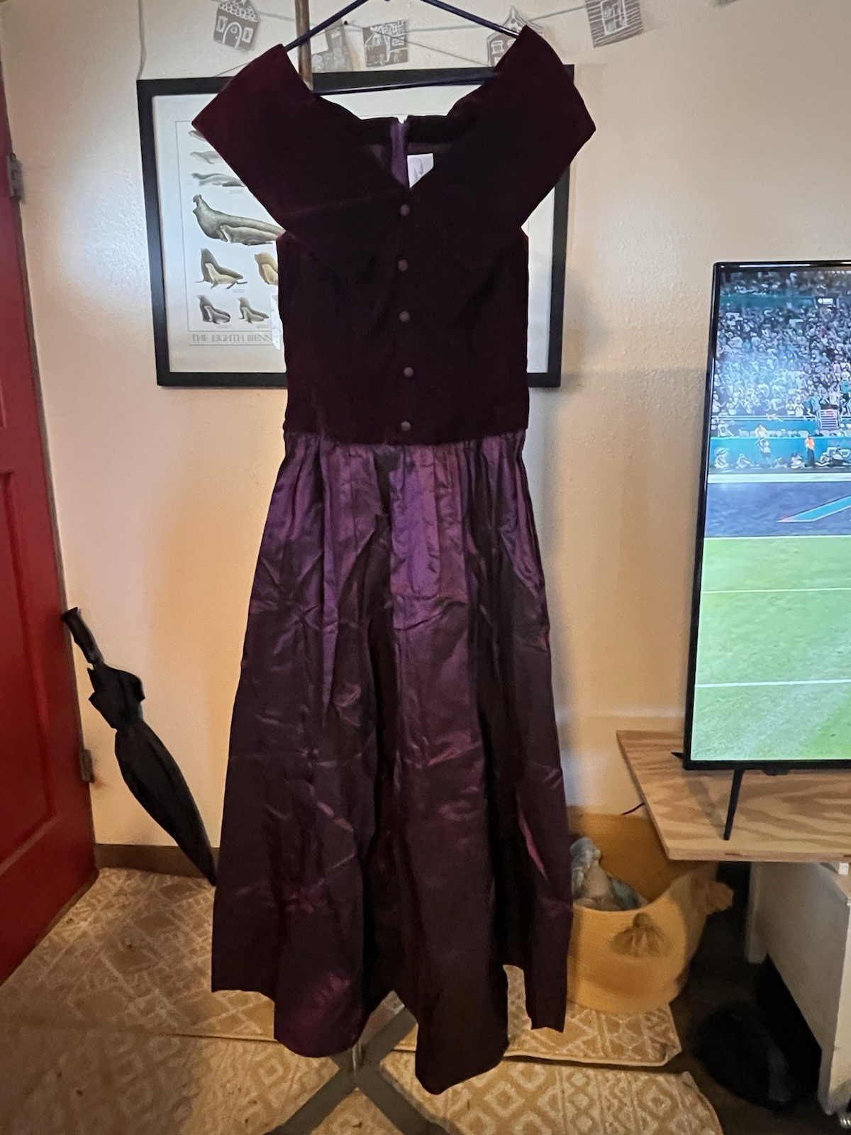Vintage Union Made Alfred Angelo Dream Maker Purple Velvet & Nylon Dress 11/12