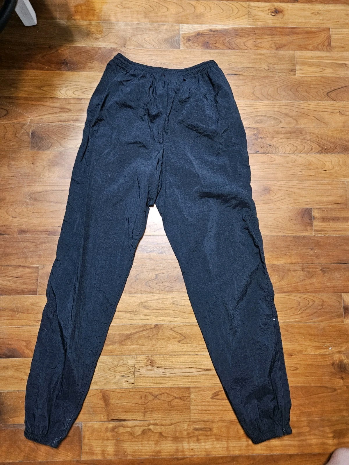 Vintage Nike Track Pants Women’s Sz Medium 8-10 Black 1990s Windbreaker Pants