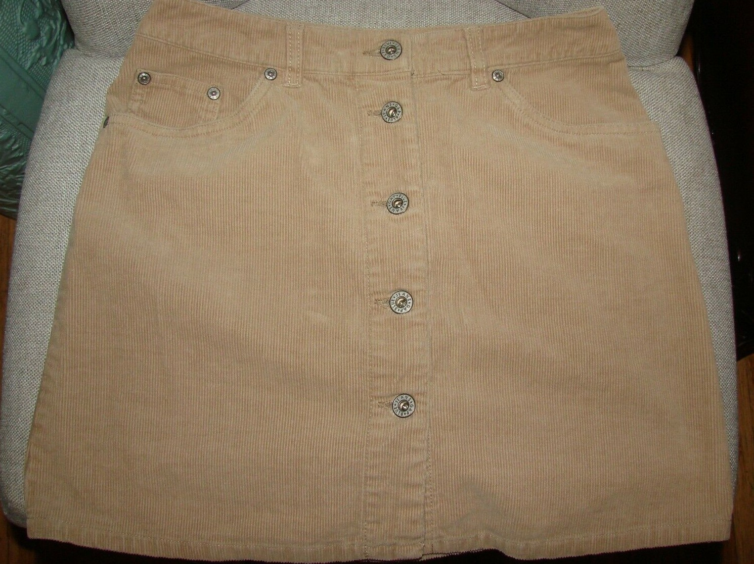 Vintage 90’s Gap Mini Skirt Corduroy button front 6 beige Preppy Retro 70s