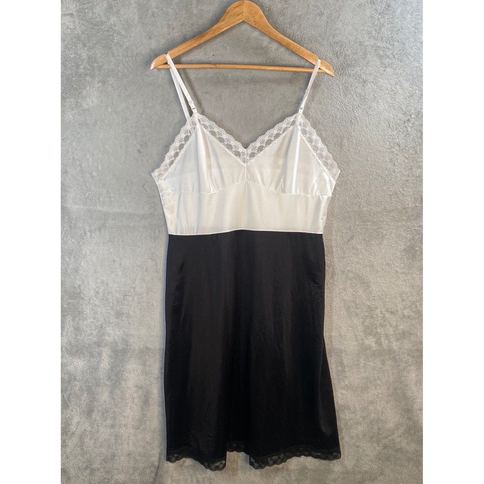 Vintage Slip Dress Women Size 40 Lace Trim Coquette Retro Pinup Mid Century