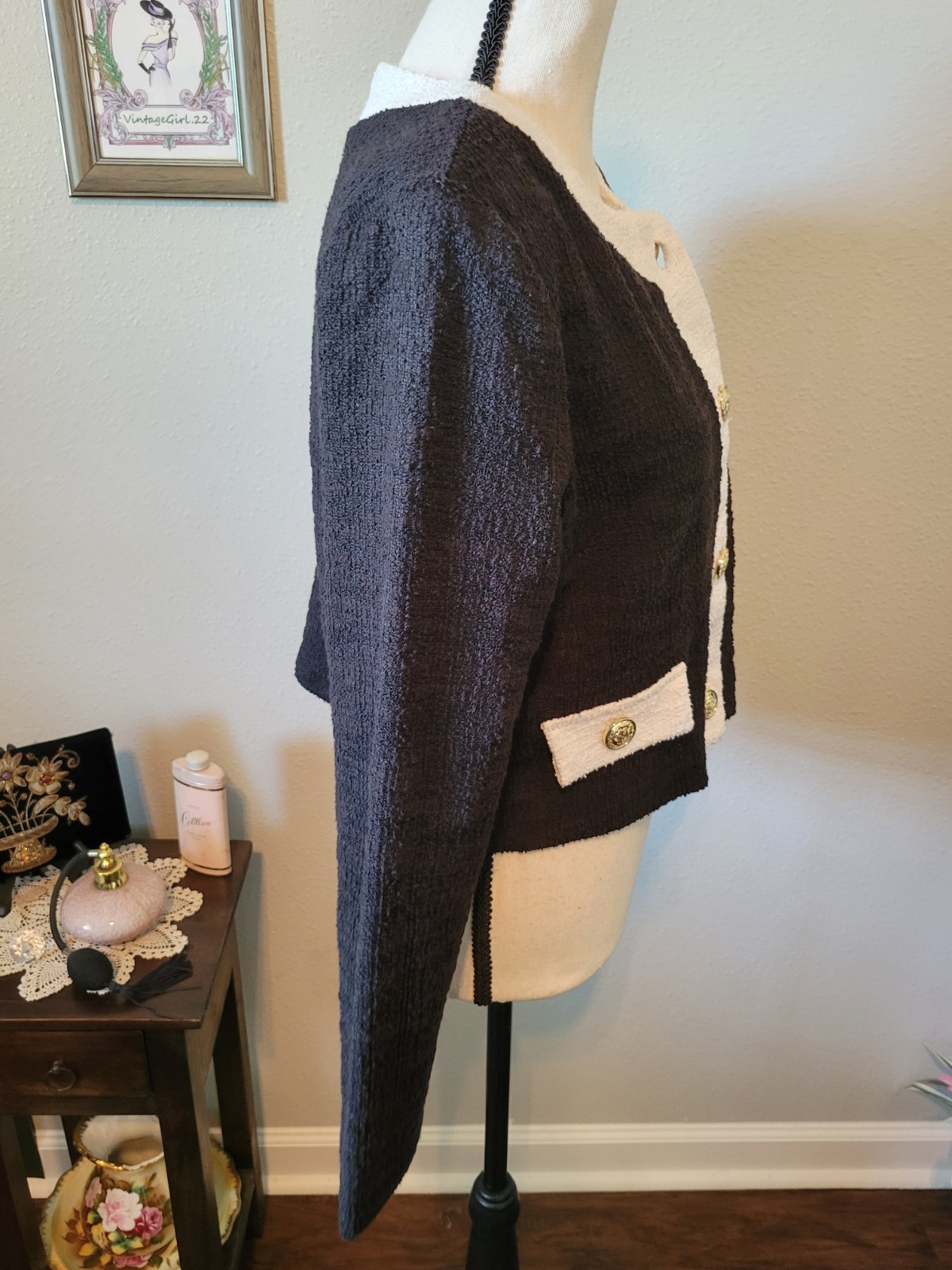 90s Preppy Black w/ White Trim Knit Longsleeve Crop Top, Gold Buttons, Size L