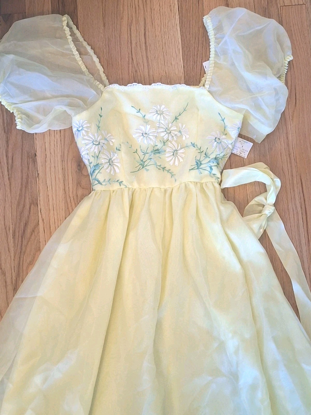 Vintage Vicky Vaughn Prom Formal Dress Yellow PUFF Sleeves Full Length 5 NWT