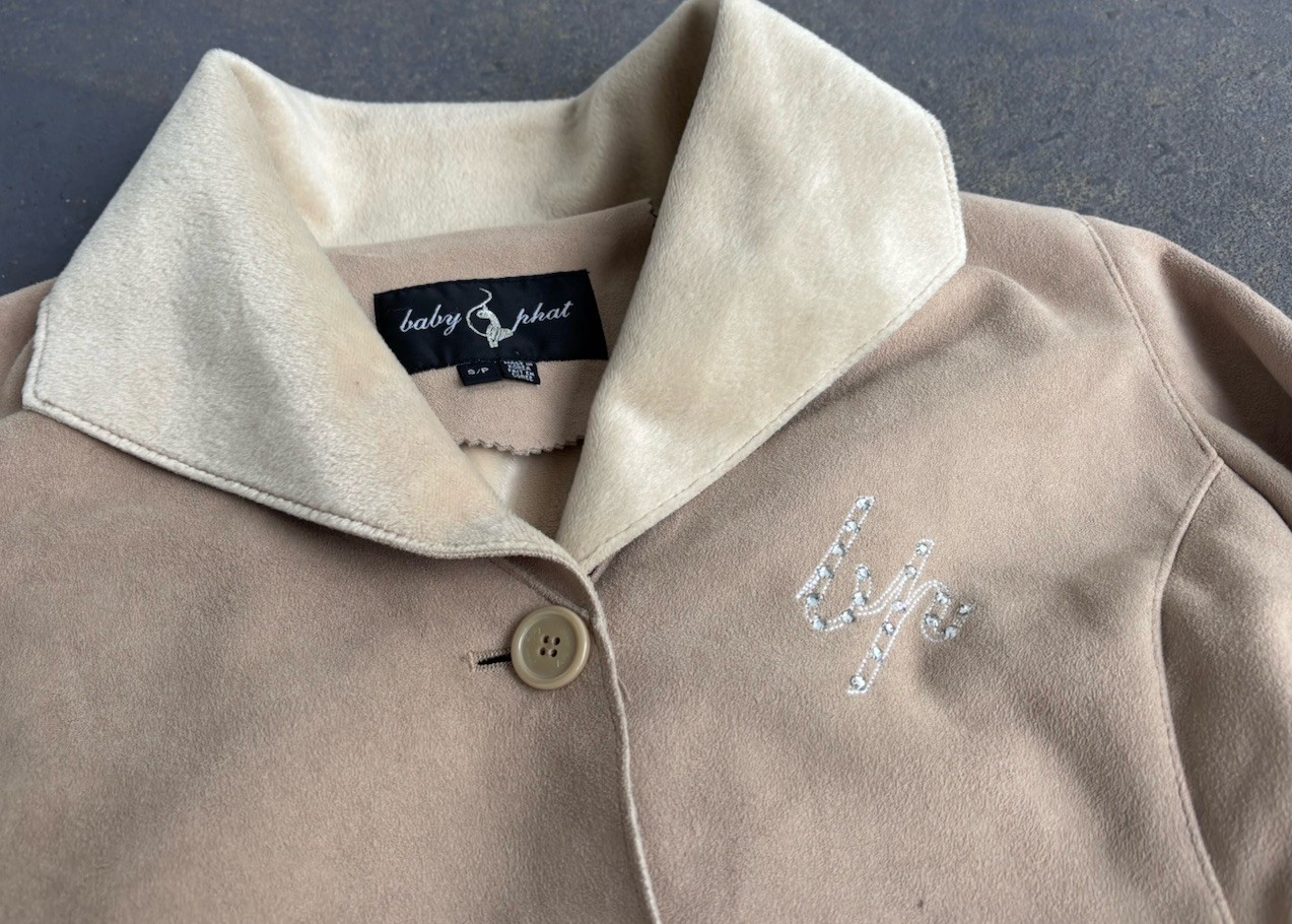 VTG Y2K Baby Phat Faux Suede/Fur Rhinestone Shawl Collar Jacket.small