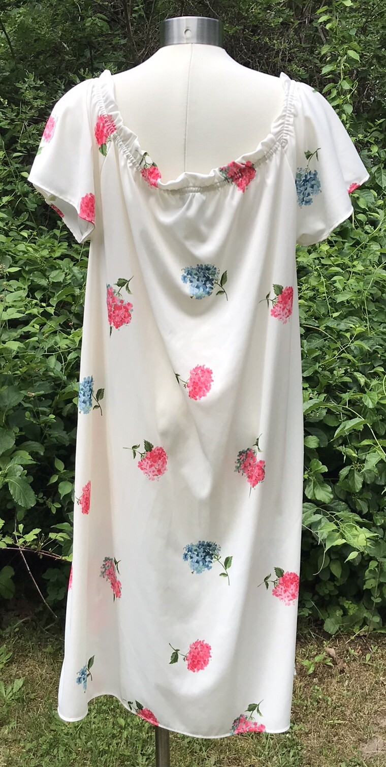 VINTAGE FLORAL BONWIT TELLER PINK MULTICOLOR READY TO WEAR HOUSE DRESS L/XL 60’S