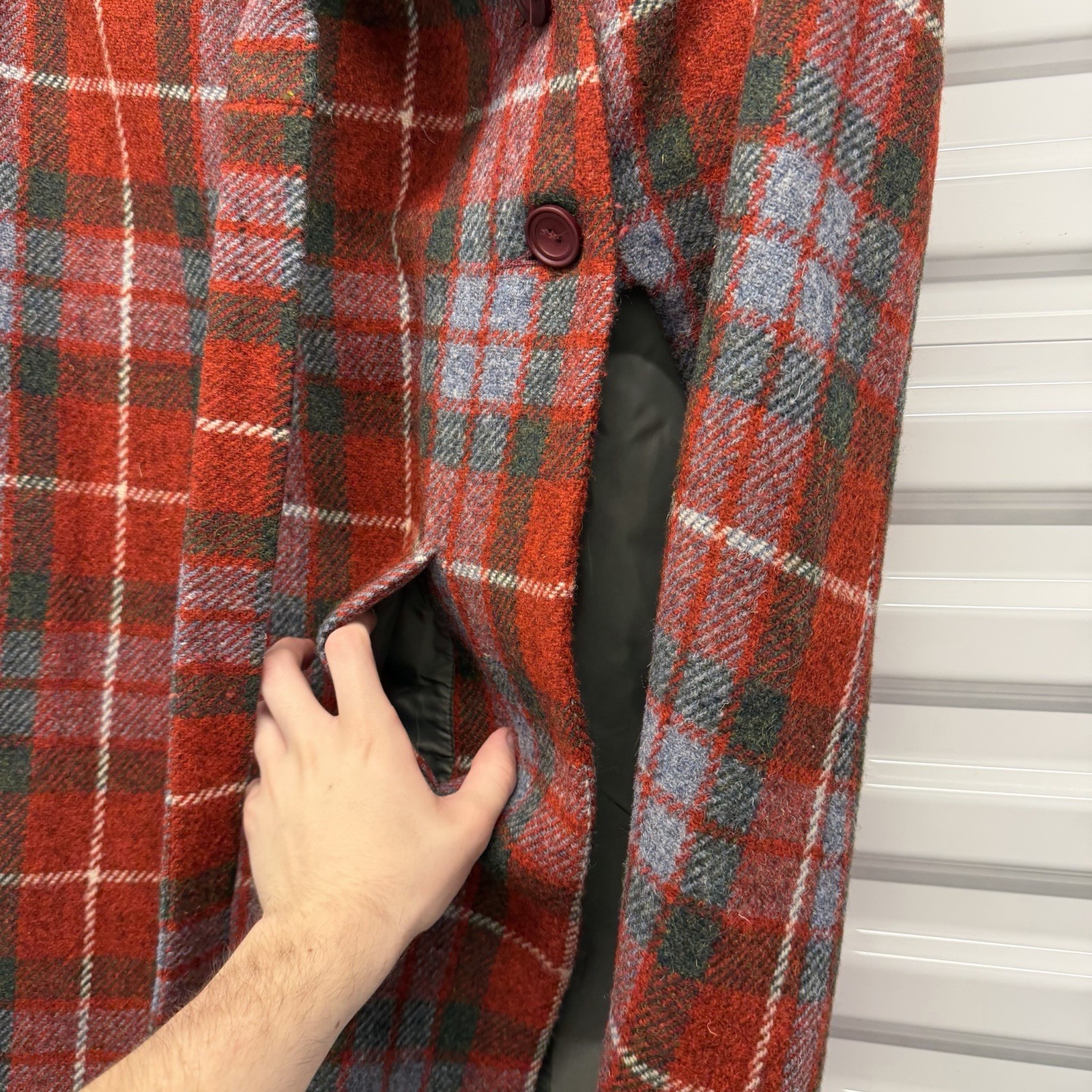Vtg 70s Harris Tweed Scottish Wool Tartan Plaid Cape