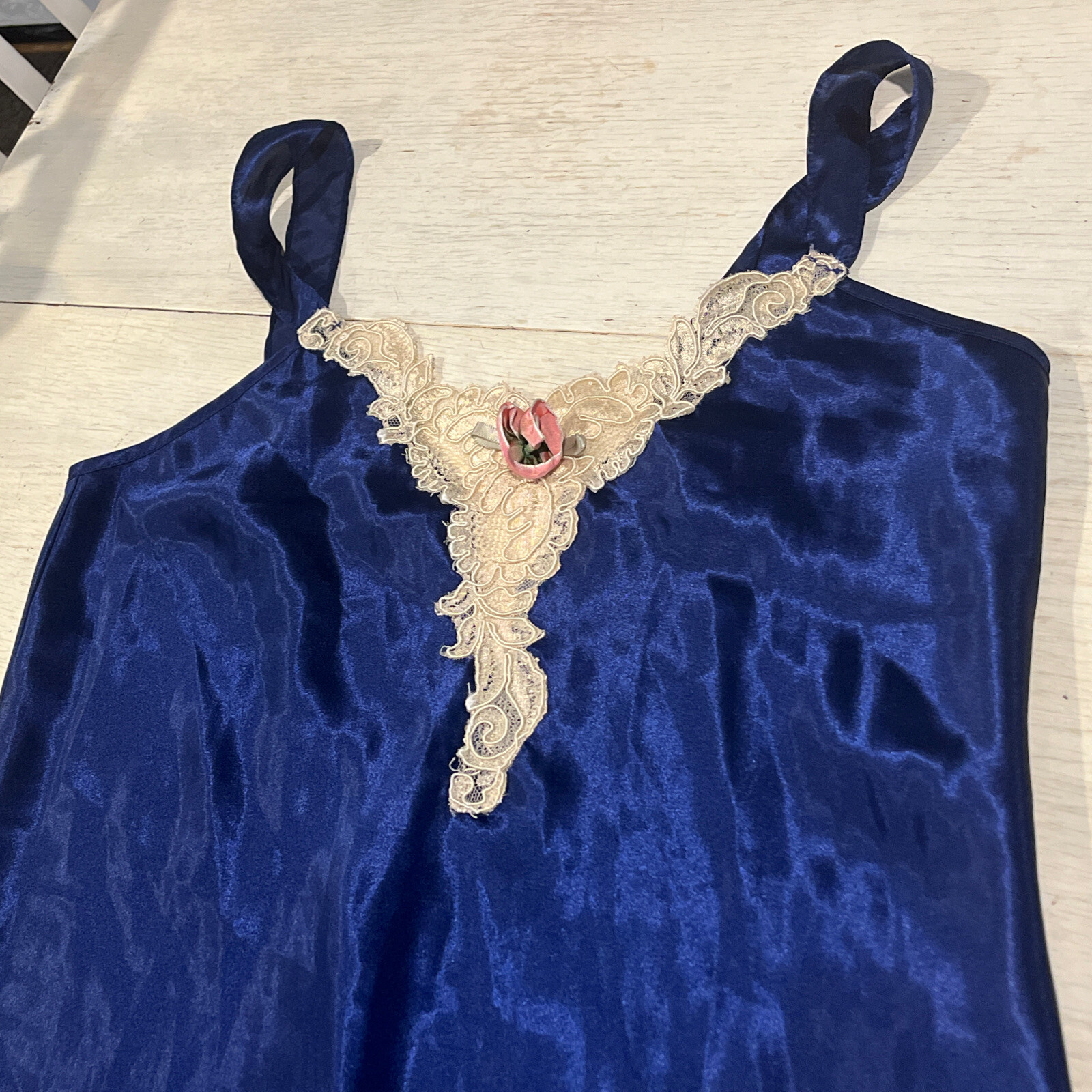 California Dynasty ￼Nightgown Women’s M Sapphire Royal ￼Blue Satin Ivory Lace