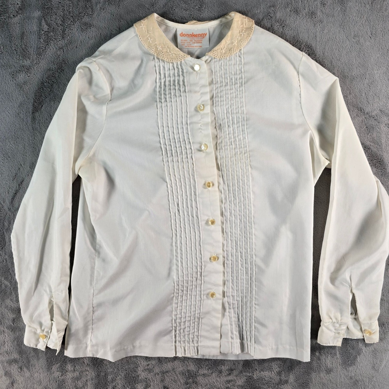 Vintage 1970s Donnkenny Peter Pan Lace Collar Pintuck Long Sleeve Blouse (L)
