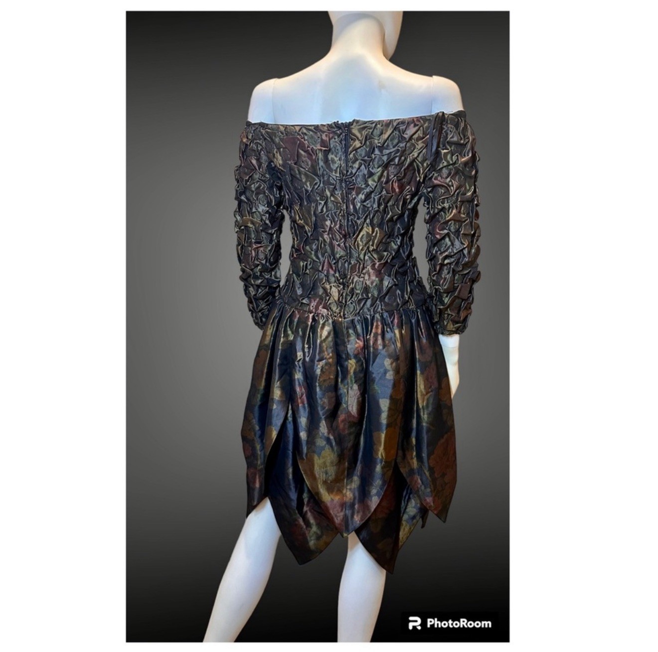 Yvonne Jacovou Stunning Vintage metallic dress! Rare Find!!