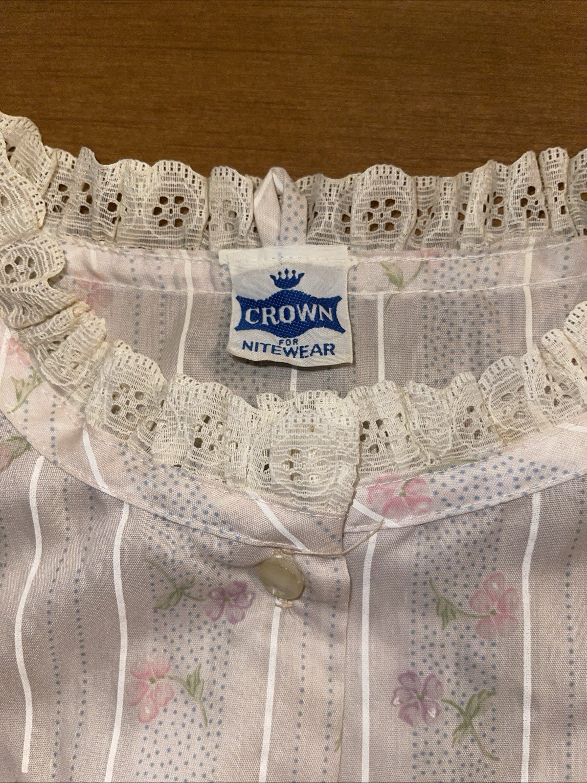 Vintage Long Nightgown Satin Granny Cottagecore Women XXL Flower Detail
