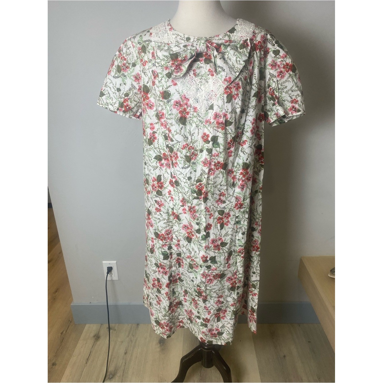 VTG 60’s Floral Bow Dress M/L Cotton Cottage Core Handmade Granny Core