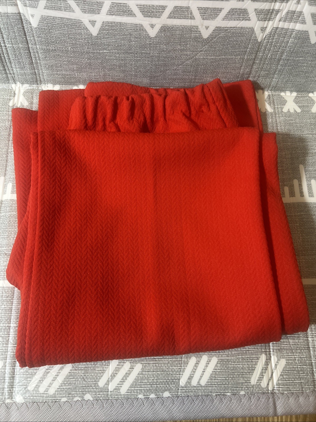 INTERNATIONAL LADIES GARMENT UNION WORKERS Vintage Red Elastic Waist Pants