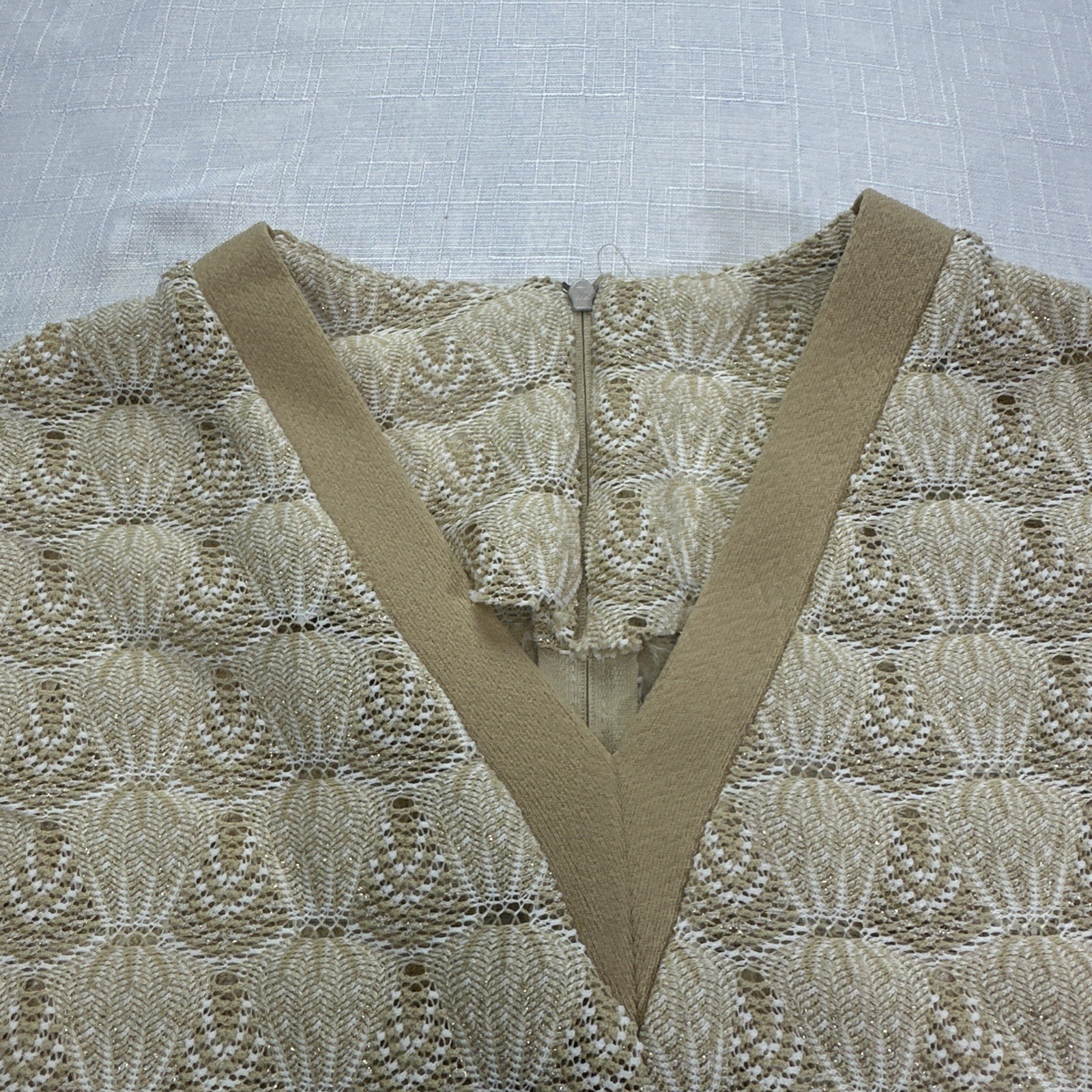 VTG Sears Fashion Beige Gold Metallic Knit Shell Top V-Neck Sleeveless 60s 70s