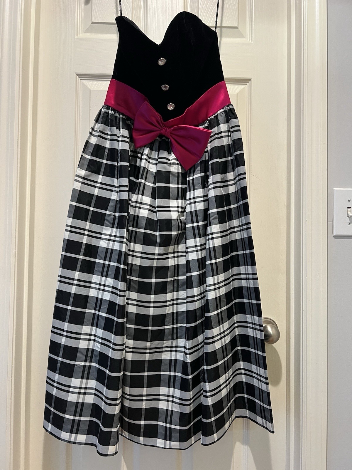VINTAGE 1980s POSITIVELY ELLYN DRESS BLACK WHITE HOT PINK BOW RHINESTONE