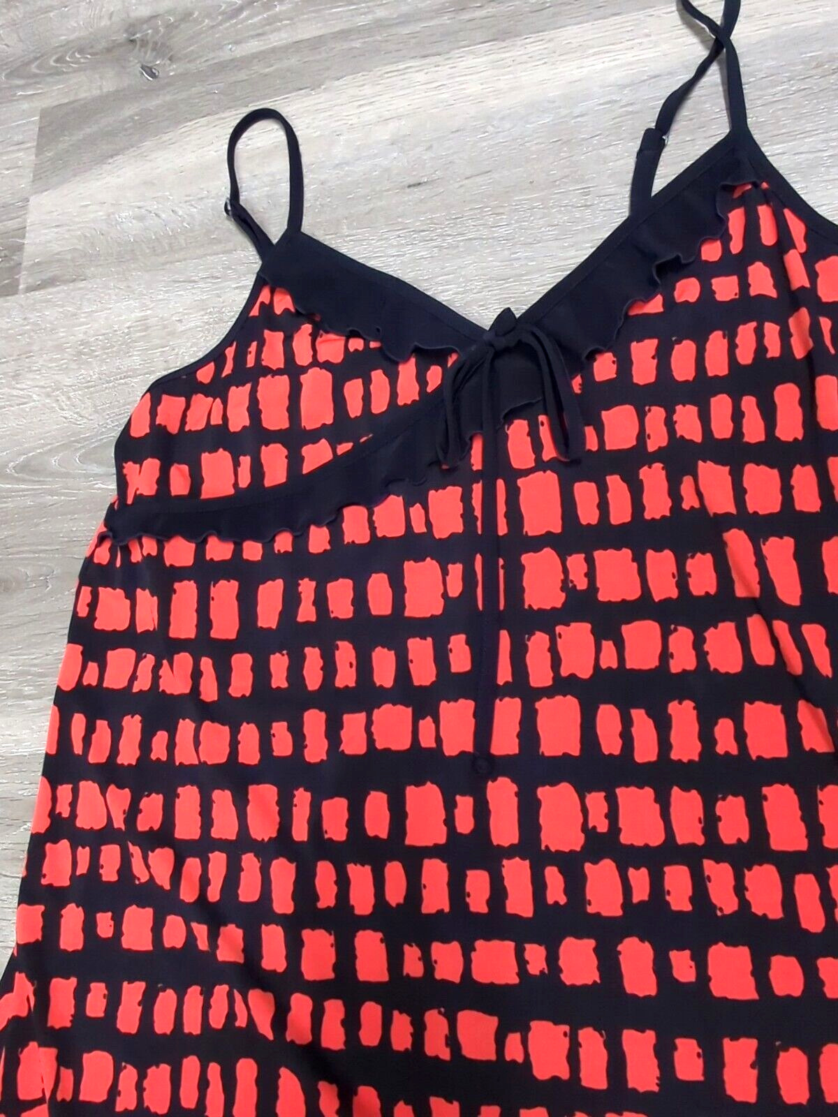 Diamond Tea Canada Tank Y2K Baby Doll Top Cami Red Black print size XL Stretch