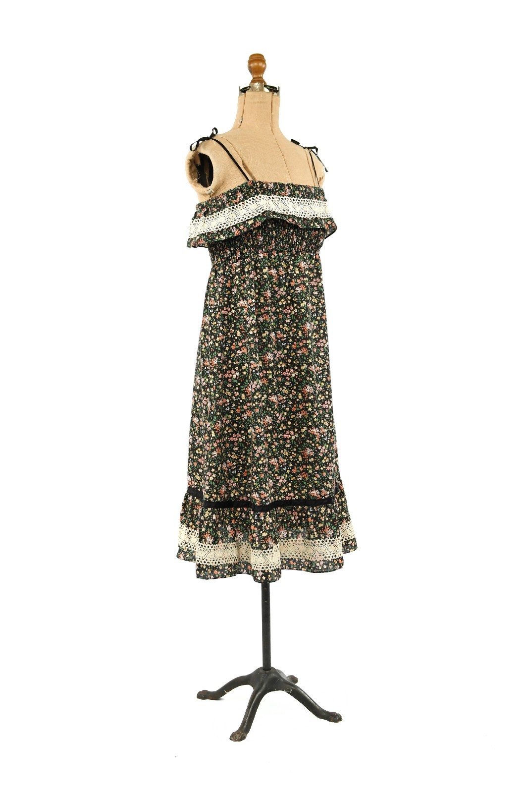 Vintage 70s Calico Floral Prairie Sundress Crochet Lace Velvet Ribbon Trim Tie S