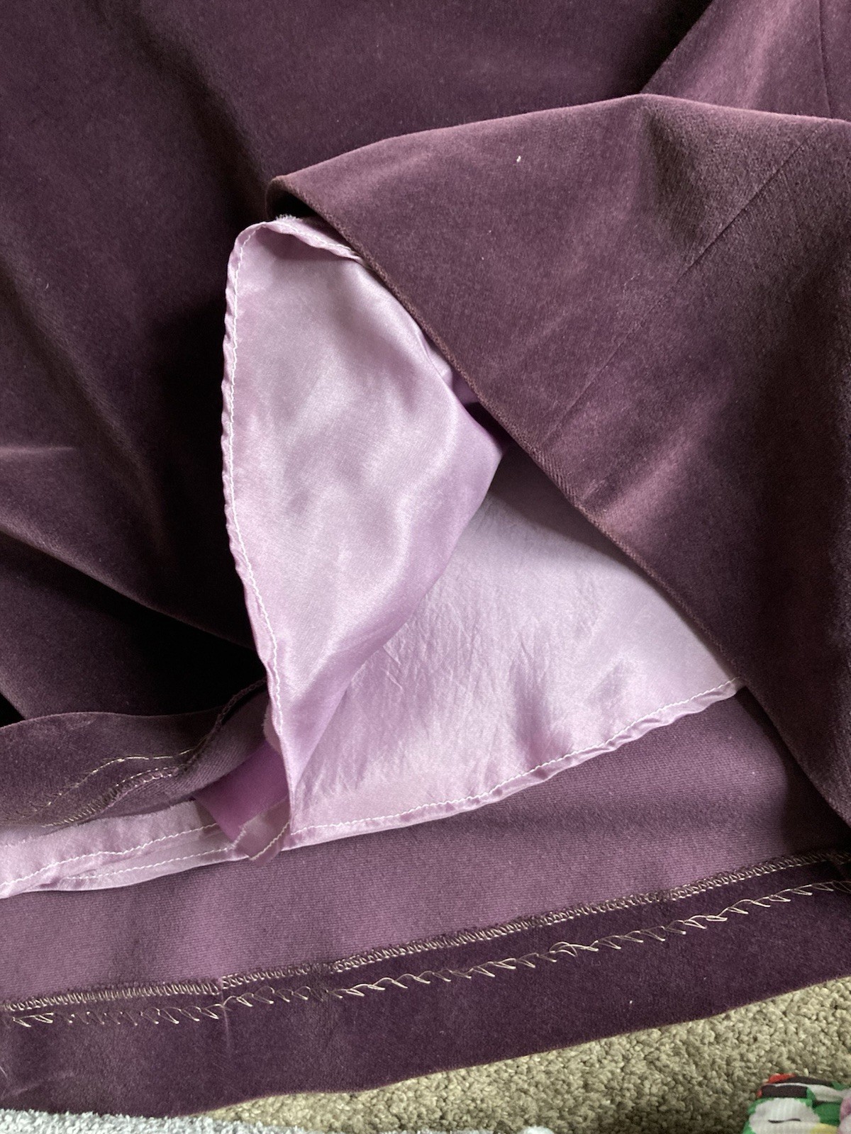 Amazing Vintage 1970’s Gudule Paris Purple Velvet Skirt Size S