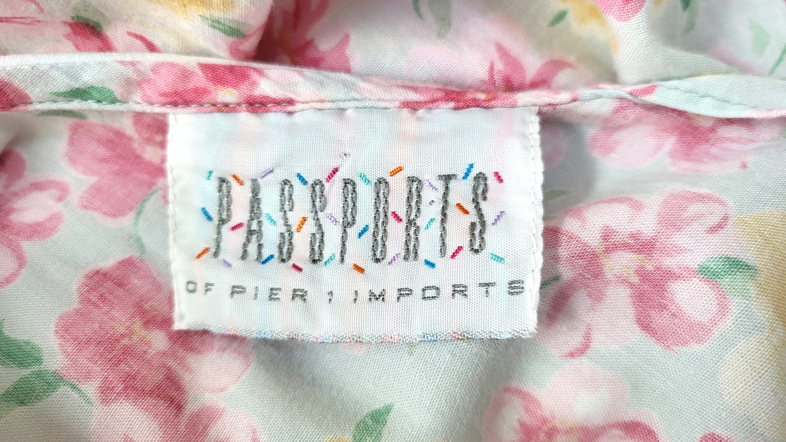 Vintage Passports of Pier 1 Imports Pink Floral Button Back DRESS – Size XS