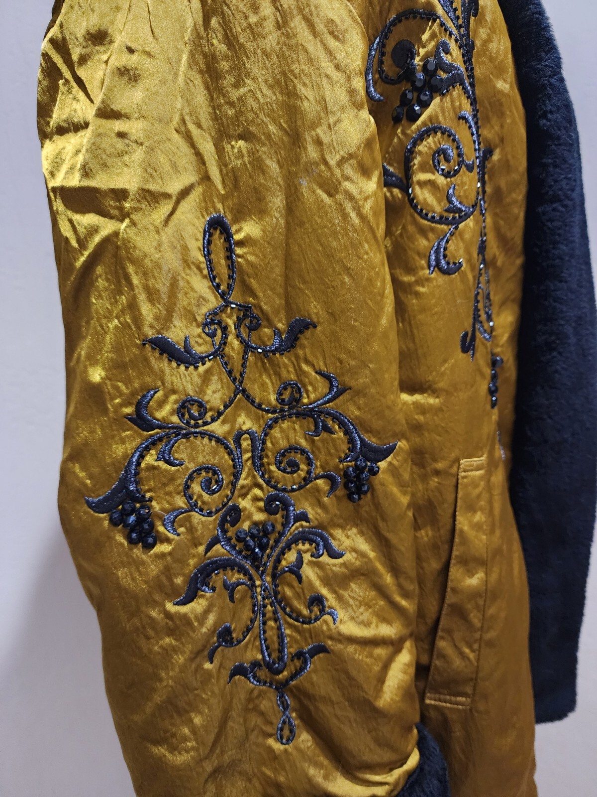 Vintage 1980s Ann Tjian Kenar Gold Fur Reversible Beaded Applique Coccoon Coat L