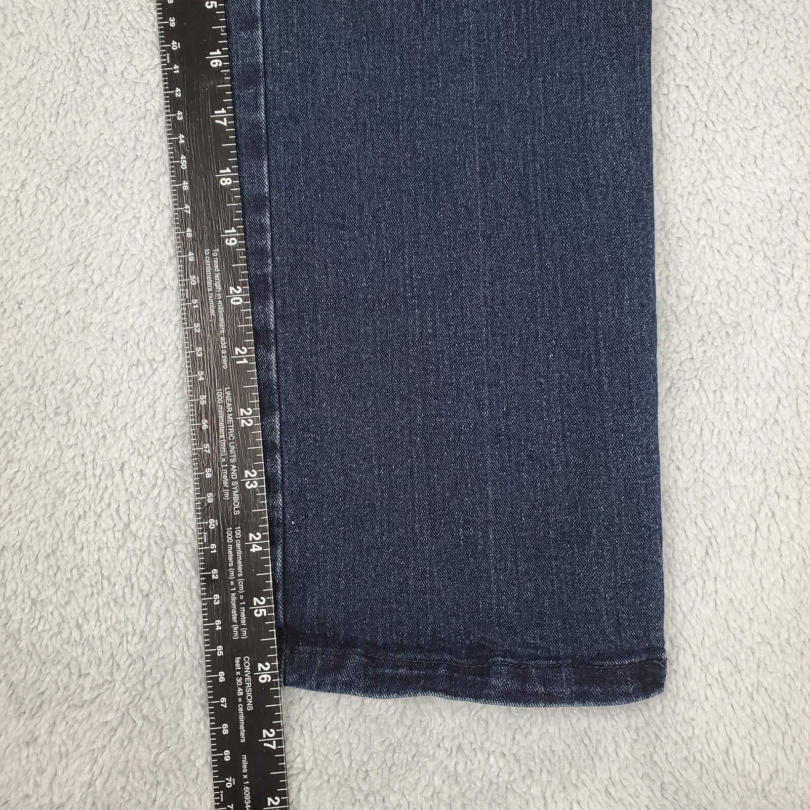Vtg Women’s High Waist Straight Leg Ankle Jeans Sz 28″x26″ Embroidered Dark Wash