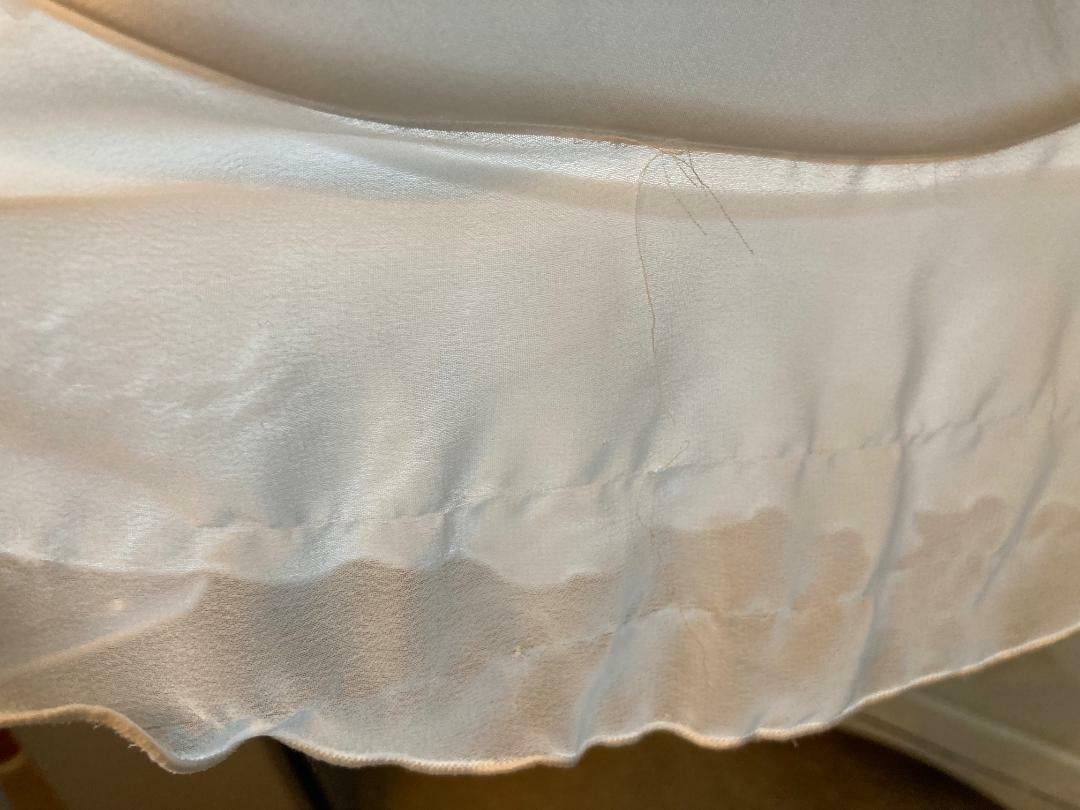 VINTAGE~ WHITE „LINEA DONATELLA” PEIGNOIR GOWN SIZE MEDIUM BLING & CHIFFON
