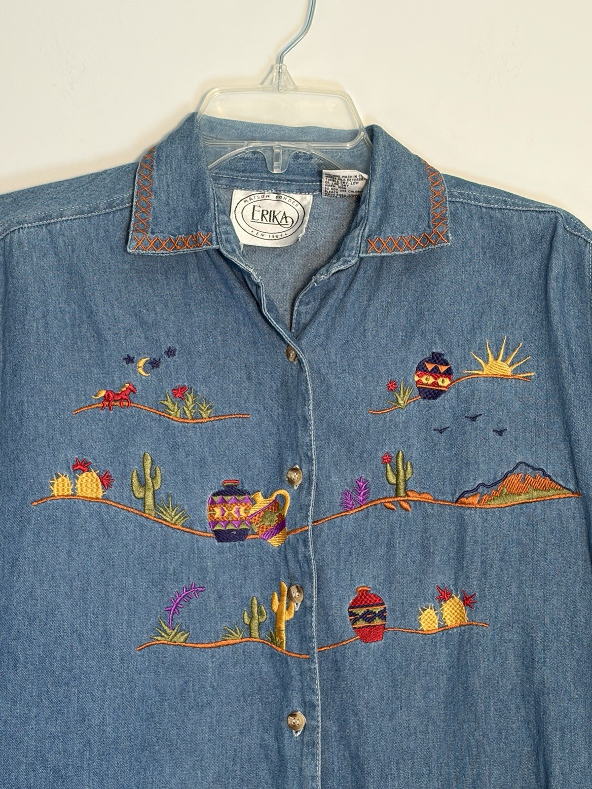 Vintage 80s 90s Erika Womens Blue Denim Southwestern Cowgirl Embroidered Shirt S