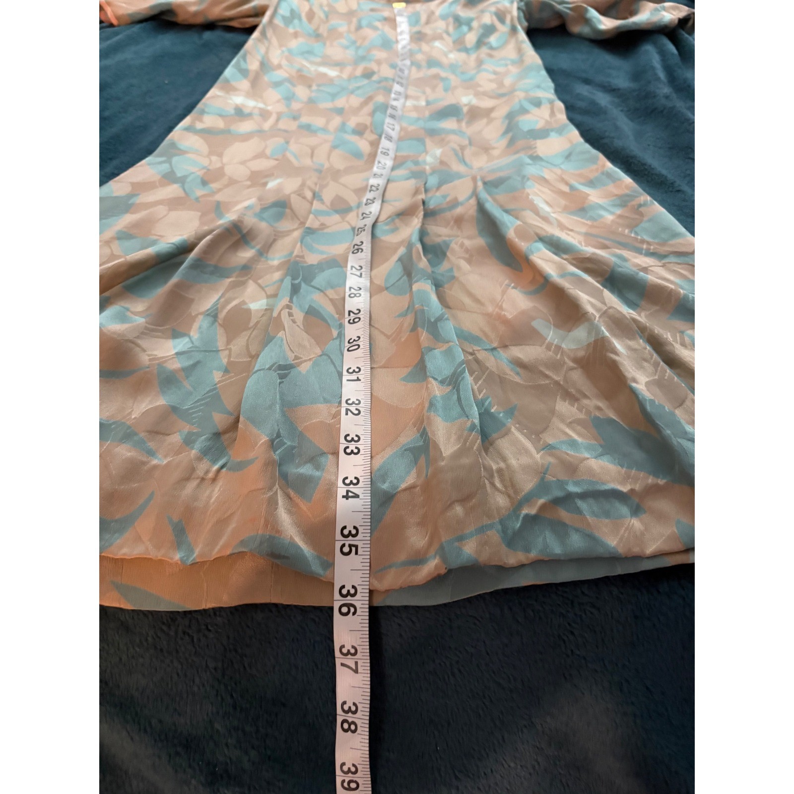 Disegni by Perez Vintage 100% Silk Abstract Leaf Button Back Midi Dress Tan 4